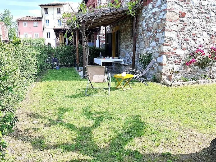 Casa Silvia Villa Lucca 0*,
